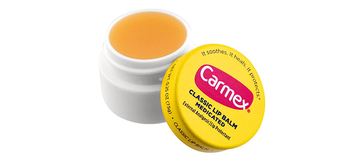 Carmex Moisturizing Lip Balm (Classic Jar)