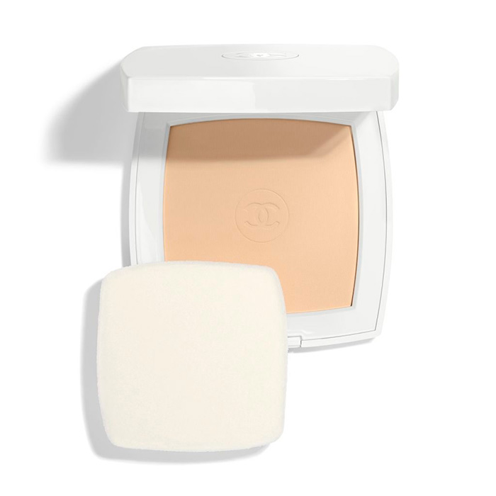 แป้งผสมรองพื้น Chanel Le Blanc Whitening Compact Foundation