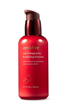 อิมัลชั่น Innisfree Jeju Pomegranate Revitalizing Emulsion