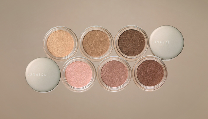 อายแชโดว์ Lunasol Beige Nuance Eyes