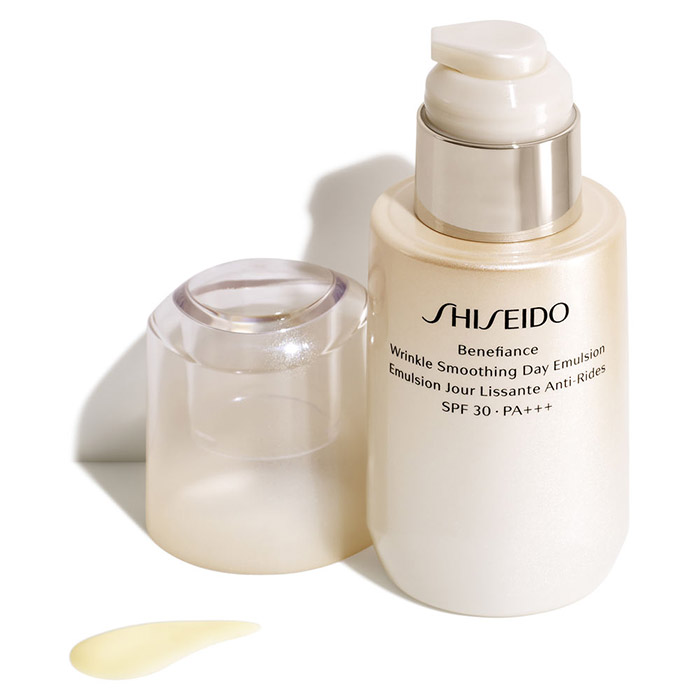 Shiseido Benefiance Wrinkle Smoothing Day Emulsion