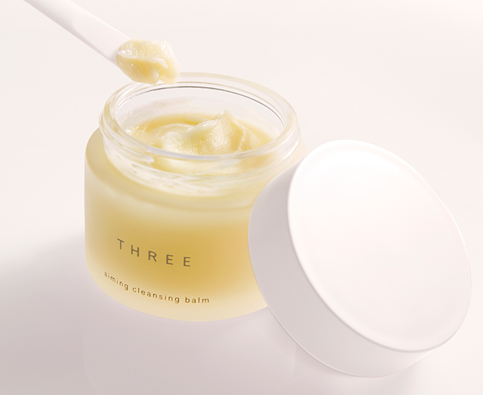 คลีนซิ่งบาล์ม THREE Aiming Cleansing Balm