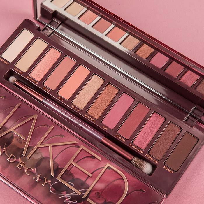 พาเลท Urban Decay Naked Cherry Palette