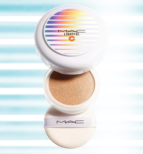 mac lightful cushion compact