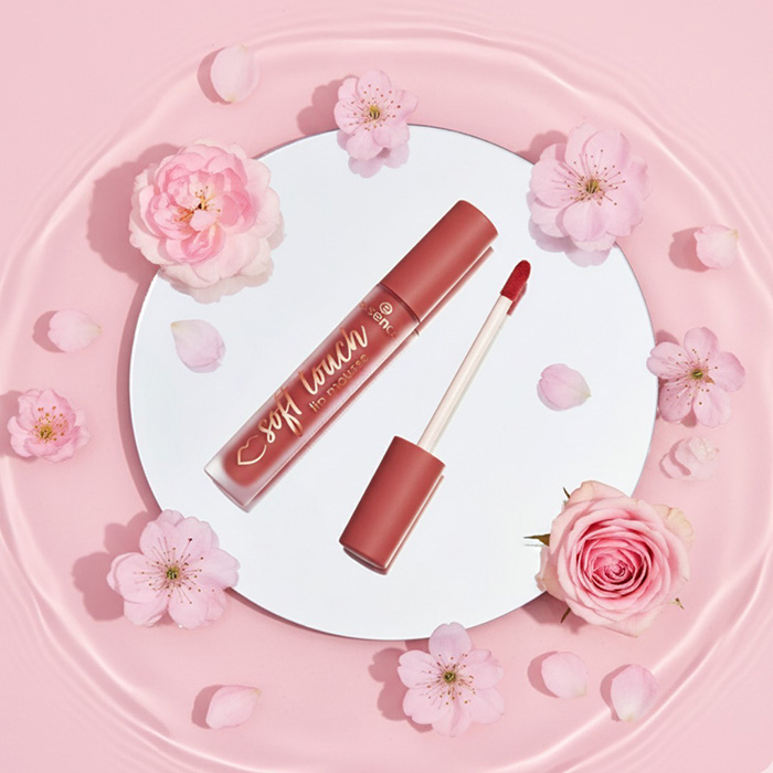 ลิปสติก essence Soft Touch Lip Mousse