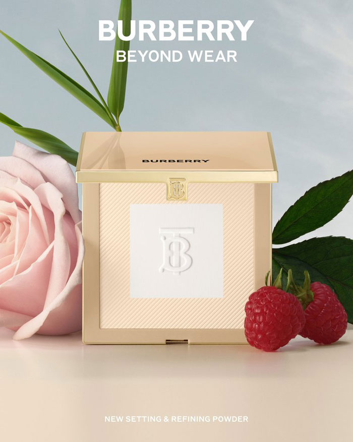 แป้งอัดแข็ง Burberry Beyond Wear Setting Powder