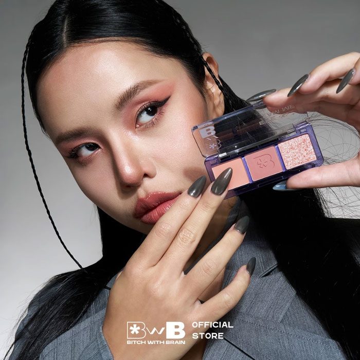 อายแชโดว์ Bwb Eye Am Me Soft and Sparkle Eyeshadow Palette