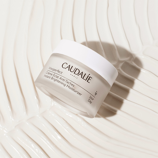 Caudalie Vinoperfect Instant Brightening Moisturizer