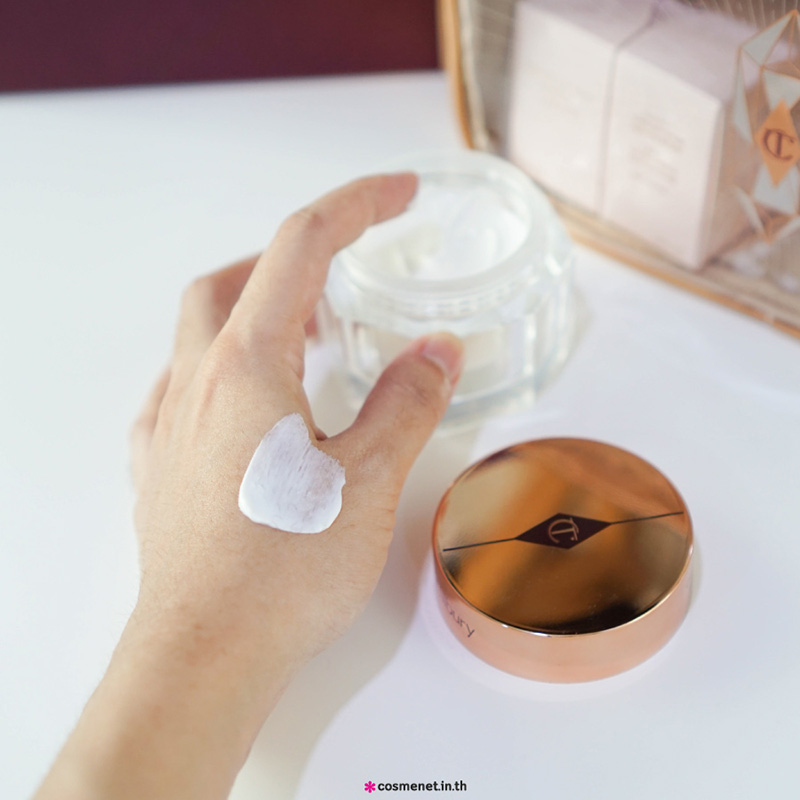 รีวิว มอยส์เจอไรเซอร์ Charlotte Tilbury Charlotte's Magic Cream