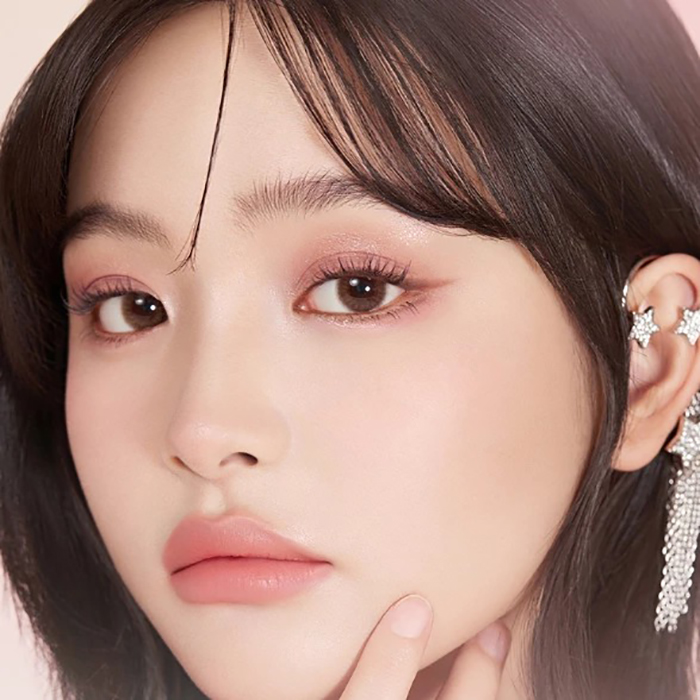 อายแชโดว์ CHIOTURE Eyeshadow 4 color
