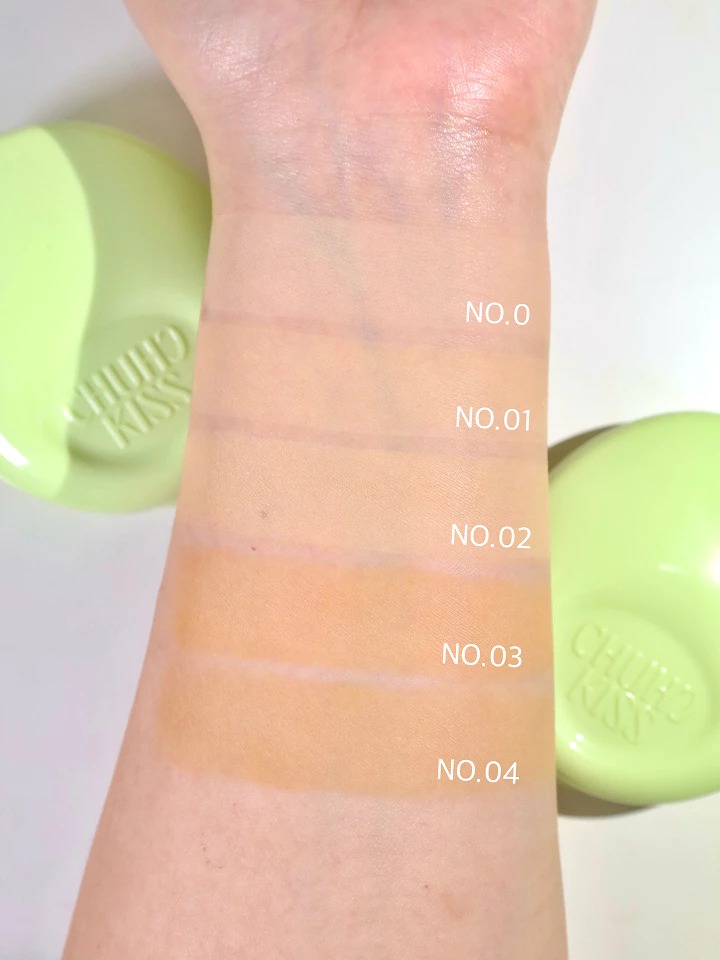 แป้งอัดแข็งผสมรองพื้น CHU CHU KISS I Diamond HD Compact Powder