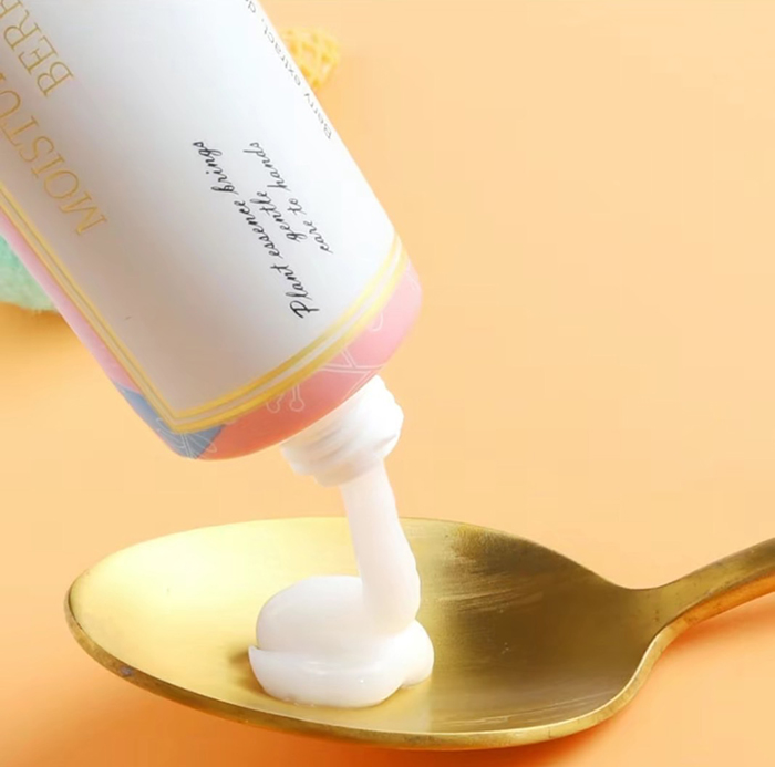 ครีมทามือ CIBIO'2 Moisturizing Hand Cream