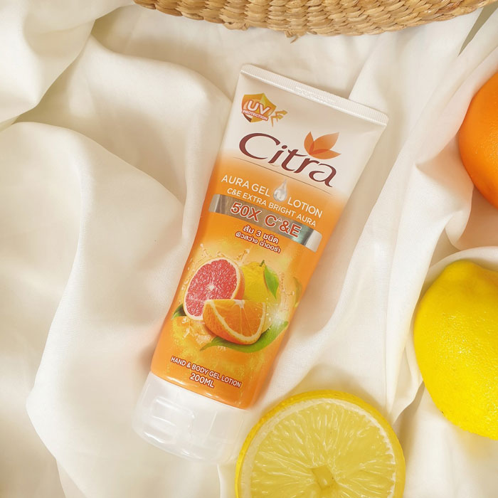 โลชั่น Citra C&E Extra Bright Aura