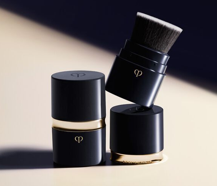 แปรงรองพื้น Cle de Peau Beaute Portable Brush