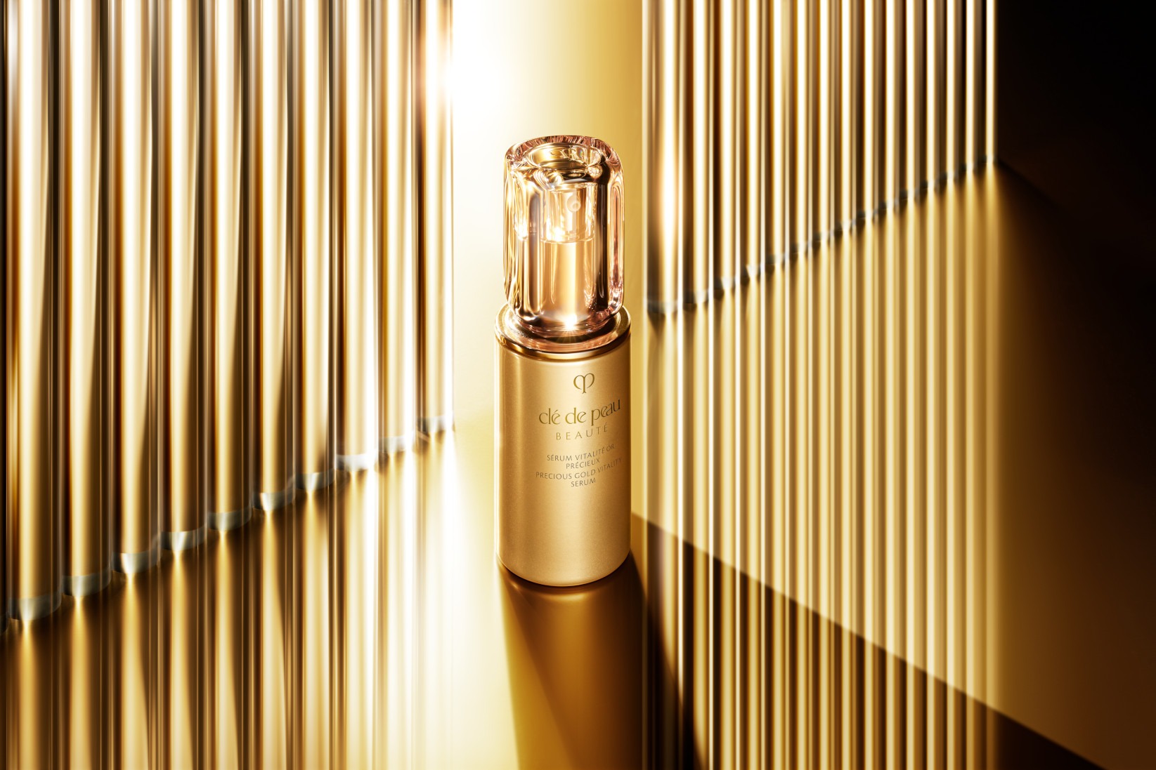 เซรั่มลดเลือนริ้วรอย Cle De Peau Beaute Precious Gold Vitality Serum