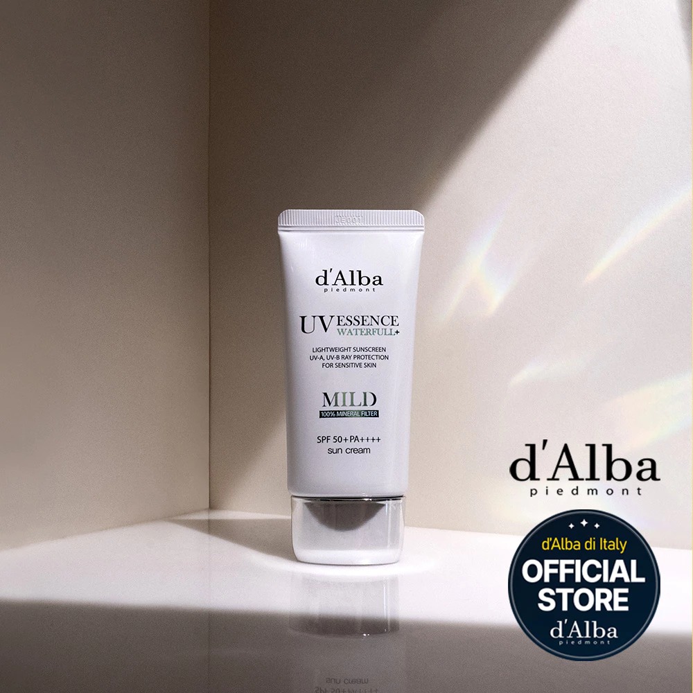 ครีมกันแดด d'Alba UV Essence Waterfull+ Mild Sun Cream SPF 50+ PA++++