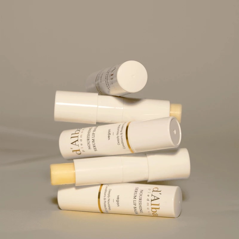 ลิปบาล์ม d'Alba White Truffle Nourishing Serum Lip Balm