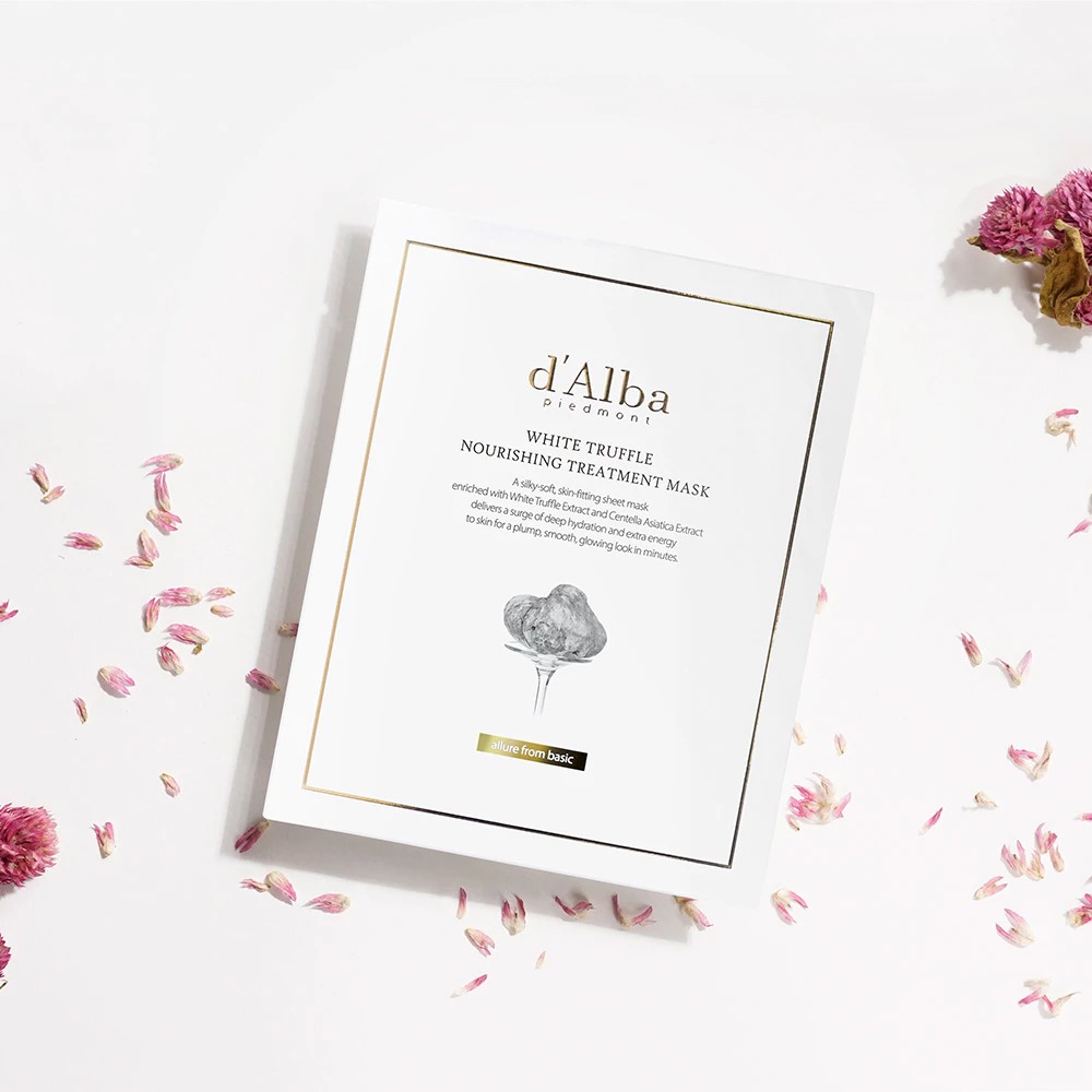 แผ่นมาส์กหน้า d'Alba White Truffle Nourishing Treatment Mask