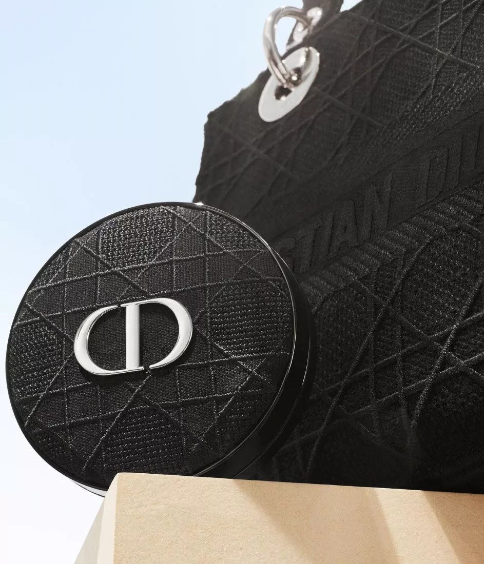 Dior Forever Cushion Case