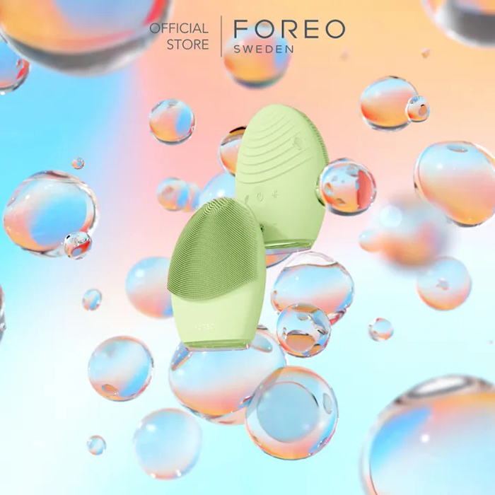 เครื่องล้างหน้าสำหรับผิวผสม FOREO Luna™ 4 Combination Skin 2 In 1 Smart Facial Cleansing & Firming Device