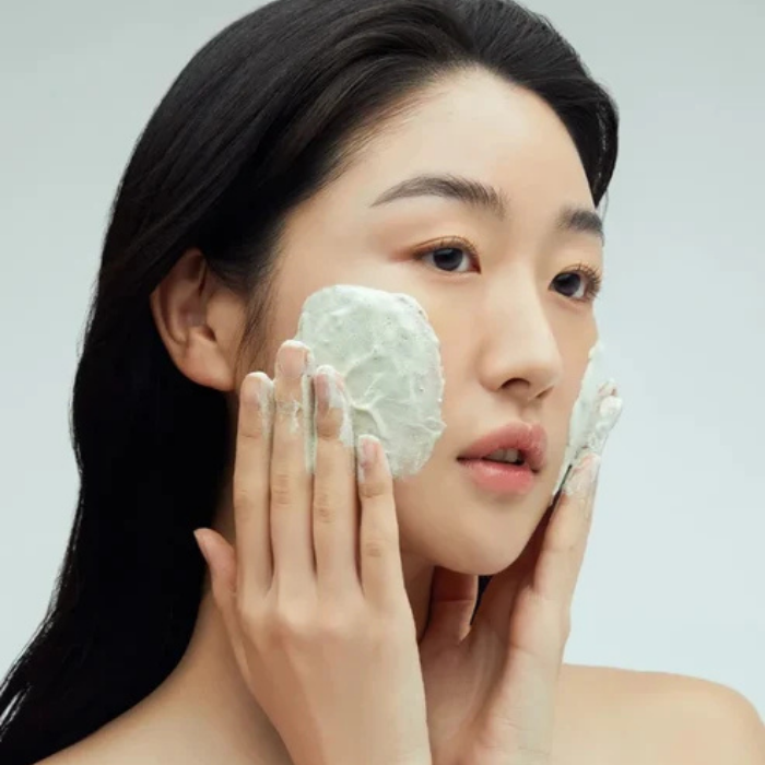 ผลิตภัณฑ์ดูแลผิวแบบ 2-in-1 FULLY Green Tomato Clay Mask Cleanser ผลิตภัณฑ์ดูแลผิวแบบ 2-in-1 FULLY Green Tomato Clay Mask Cleanser