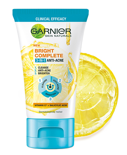 โฟมล้างหน้า ลดสิว Garnier Bright Complete 3-in-1 Anti Acne Foam