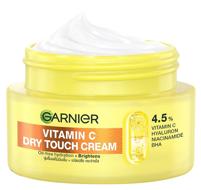 ครีมบำรุงผิวหน้า Garnier Dry Touch Cream Vitamin C