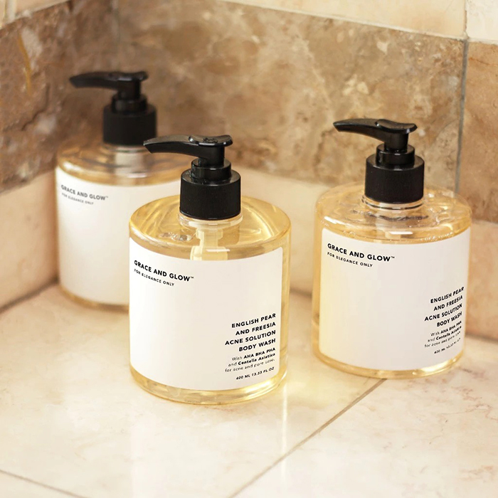 ครีมอาบน้ำ Grace and Glow English Pear and Freesia Acne Solution Body Wash