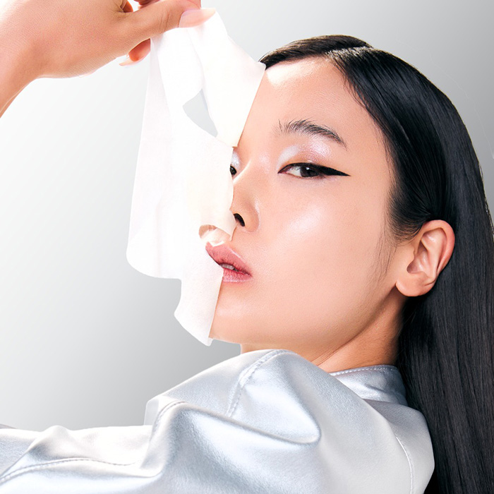 แผ่นมาส์กหน้า HER HYNESS Instant Youth PDRN Platinum Mask