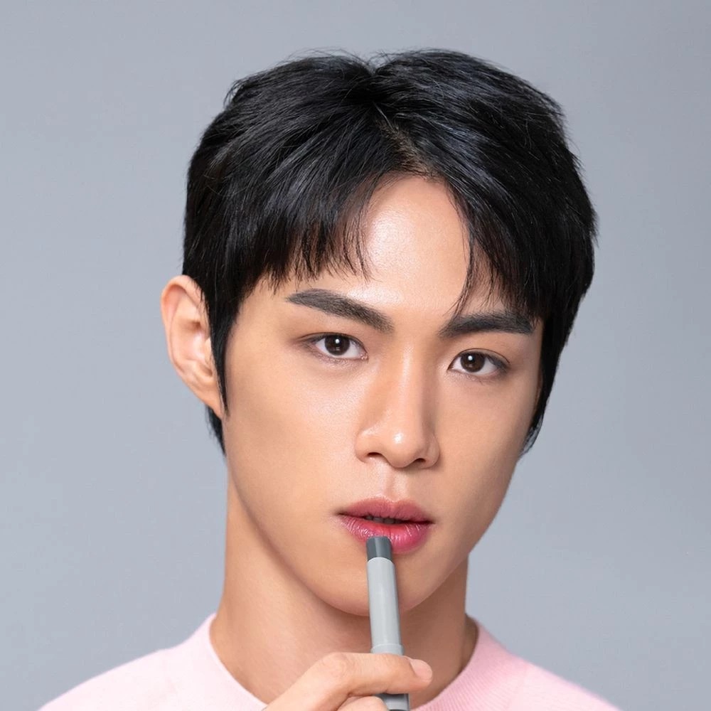 ลิปบาล์ม JUNG SAEM MOOL Men Lip-Newal Color Balm