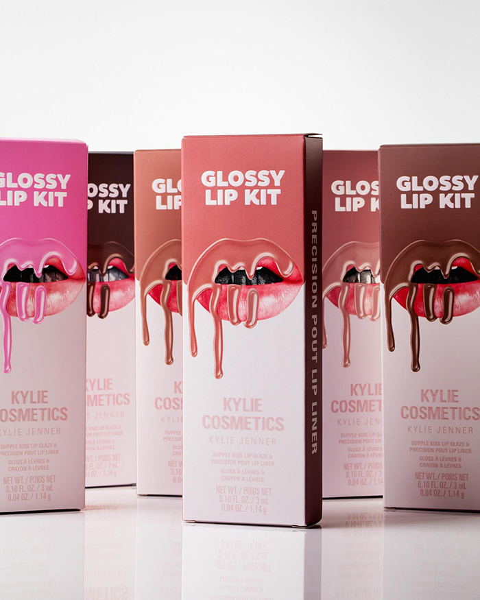 ลิปกลอส KYLIE Glossy Lip Kit