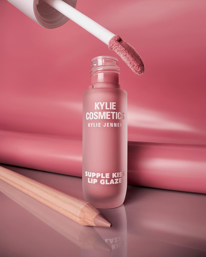 ลิปกลอส KYLIE Glossy Lip Kit