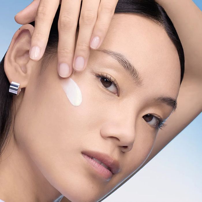 ครีมกันแดด LANCASTER Skin Life Daily UV Shield SPF50+ PA++++