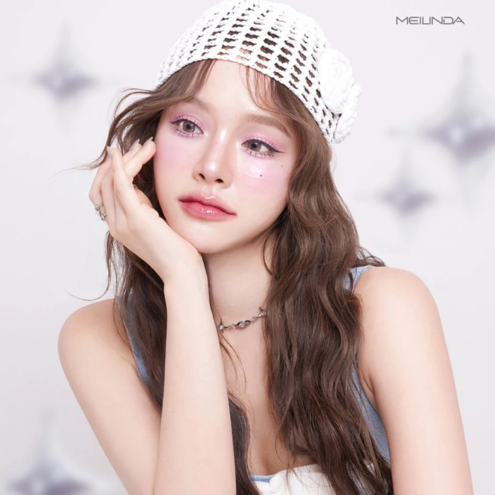 อายแชโดว์ Meilinda New Colors Glassy Glow Shadow อายแชโดว์ Meilinda New Colors Glassy Glow Shadow