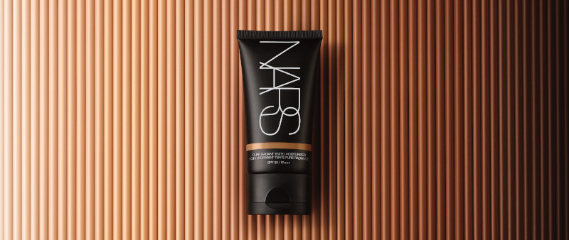 Nars Pure Radiant Tinted Moisturizer