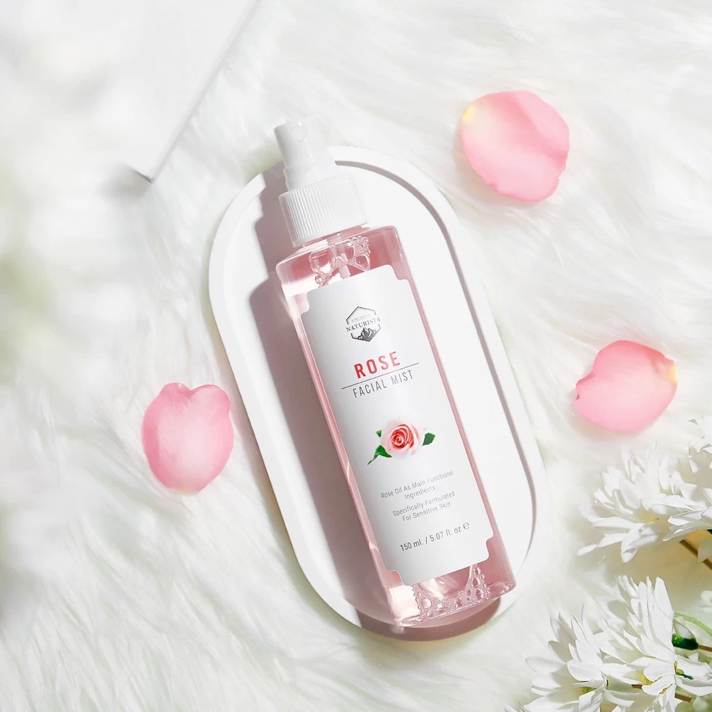 สเปร์ยกุหลาบ Naturista Rose Facial Mist