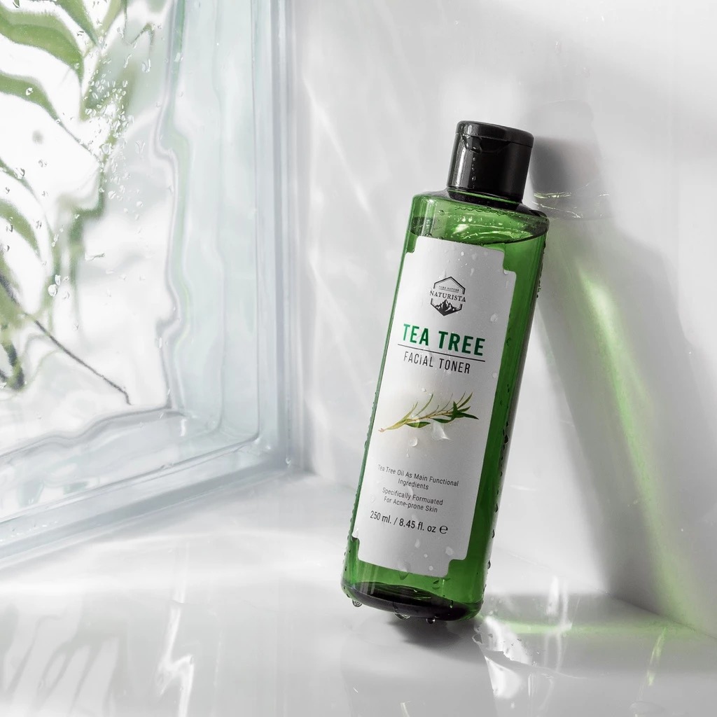 โทนเนอร์ทีทรี Naturista Tea Tree Facial Toner