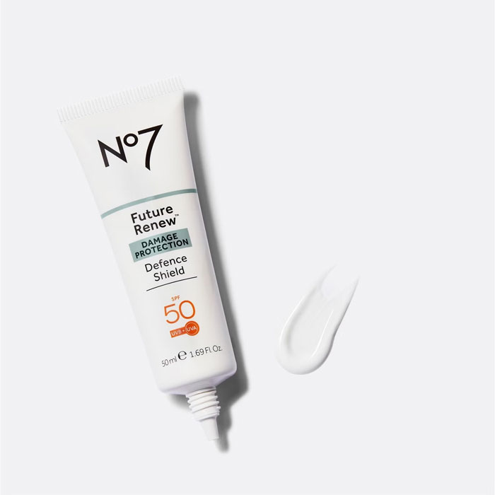 ครีมกันแดด No7 Future Renew Damage Protection Spf 50