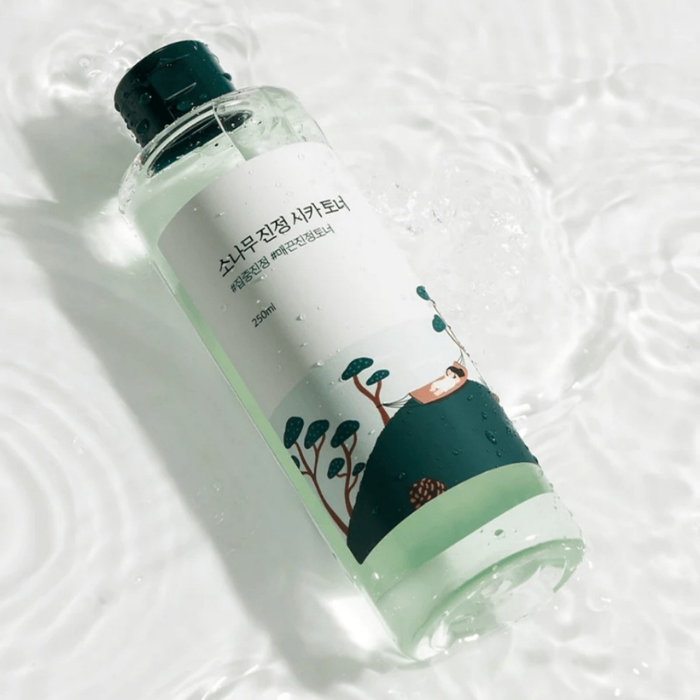โทนเนอร์ Round Lab Pine Calming Cica Toner โทนเนอร์ Round Lab Pine Calming Cica Toner