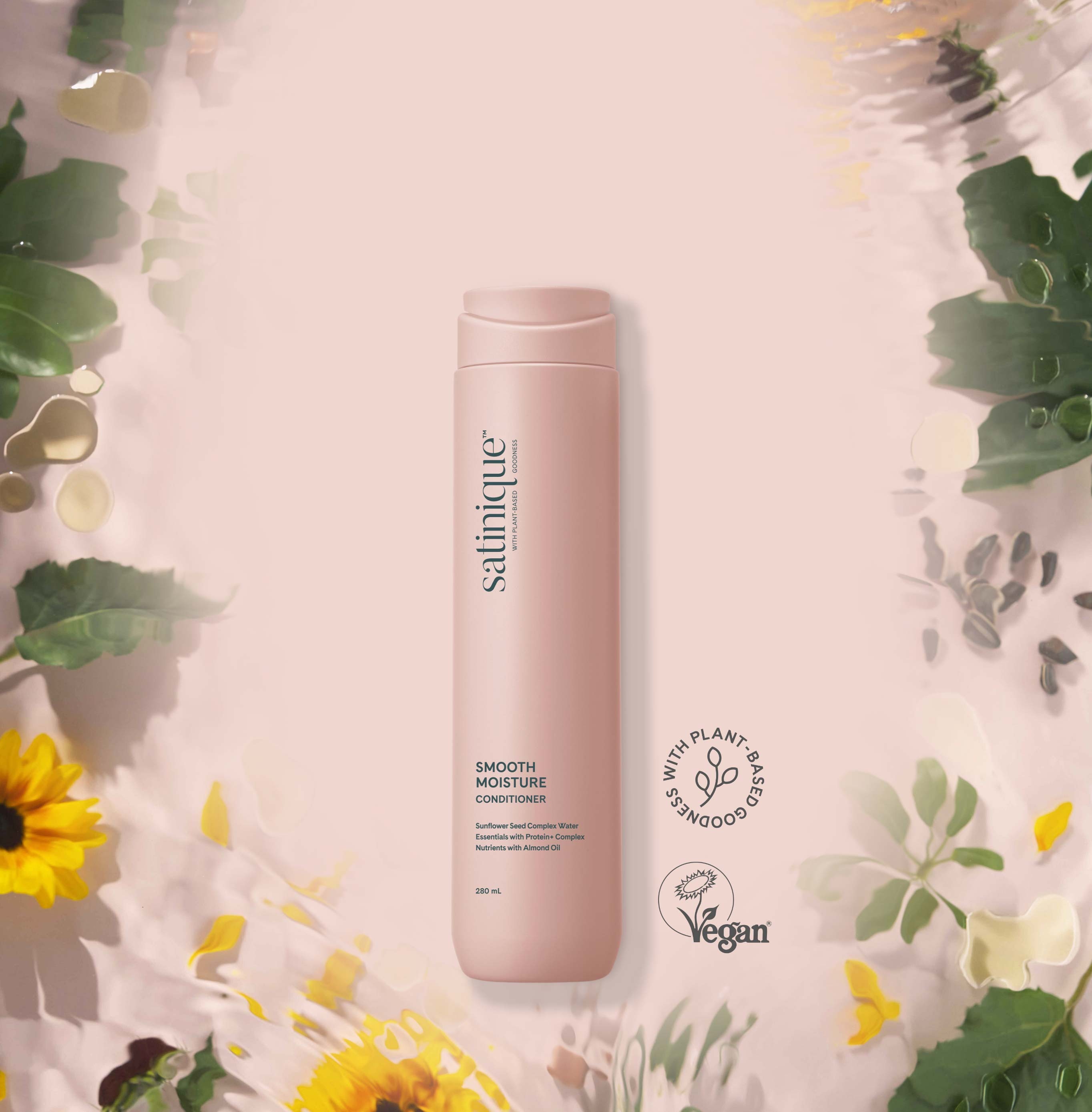 ครีมนวดผม Satinique Smooth Moisture Conditioner