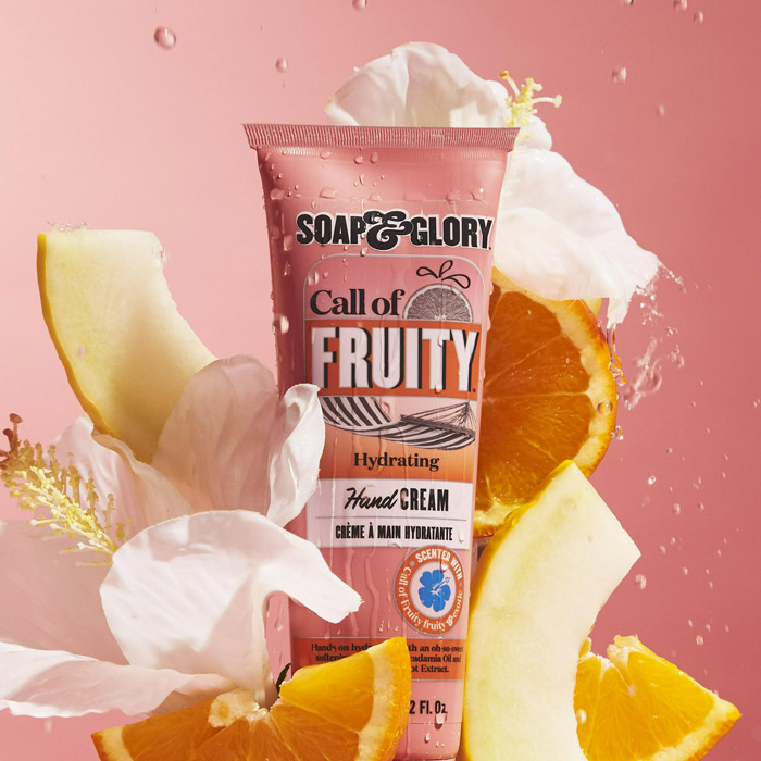 Soap & Glory Call Of Fruity Hydrating Hand Cream แฮนด์ครีม ช่วยบำรุงให้ผิวมือให้เนียนนุ่ม ชุ่มชื้น ดูเรียบเนียน 