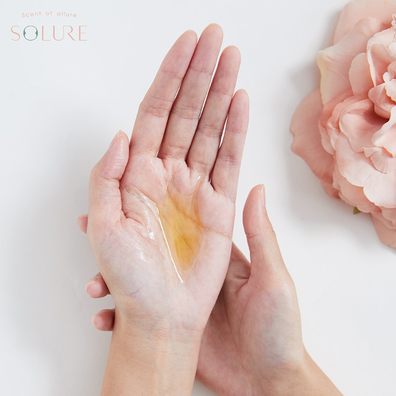 ออยล์อาบน้ำ Solure First Date Shower Oil