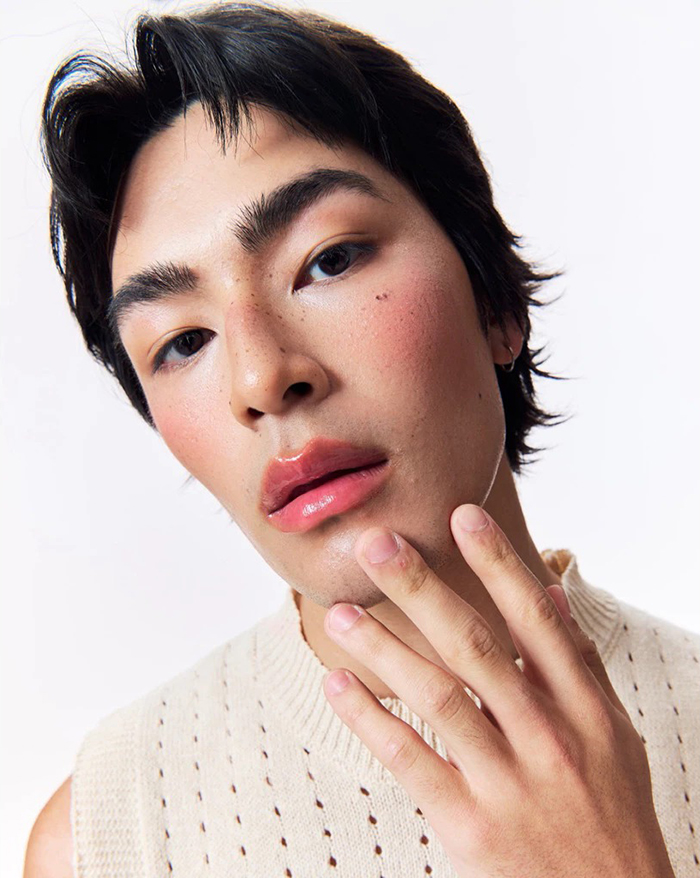 ลิปออยล์ The Couple's Rosy Honey Bee Repairing Lip Oil 