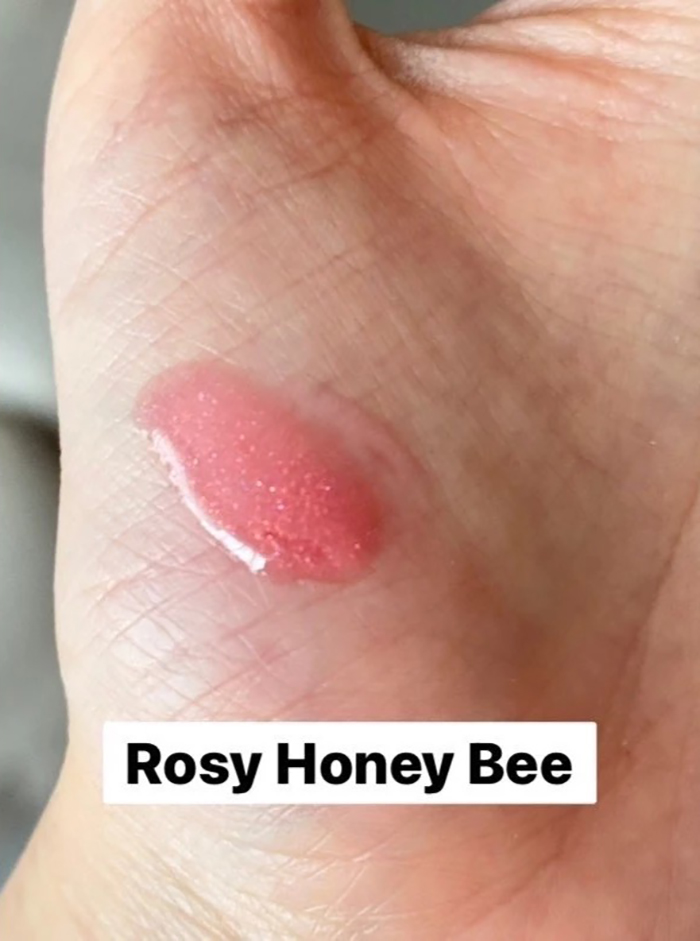 ลิปออยล์ The Couple's Rosy Honey Bee Repairing Lip Oil 