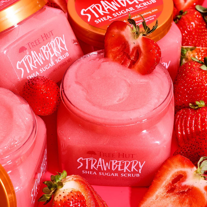 สครับ Tree Hut Strawberry Shea Sugar Scrub