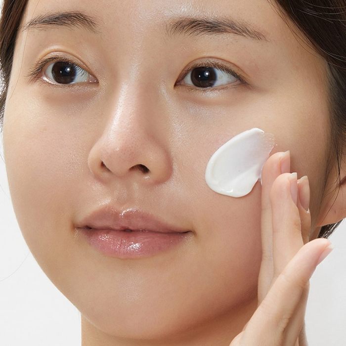 ครีมบำรุงผิวหน้า VT Cosmetics PDRN Reedle Shot Cream ครีมบำรุงผิวหน้า VT Cosmetic PDRN Reedle Shot Cream
