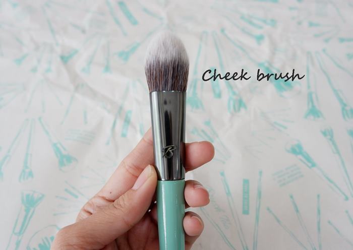 รีวิวแปรงจาก Brush Too