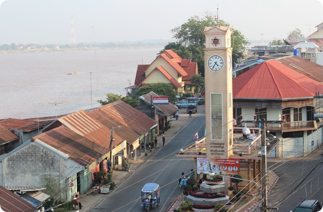 ชุมชนย่านหอนาฬิกาเวียดนามอนุสรณ์